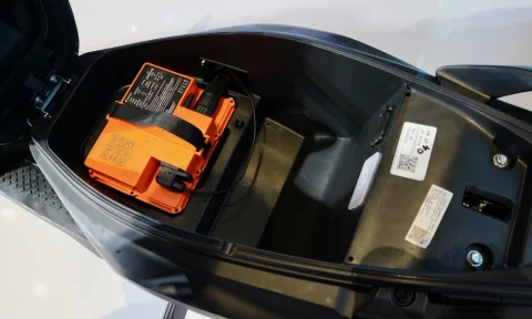 IMG-0345-jpeg-1748920762 Bảng giá xe máy điện Yadea Velax 2025 tại Việt Nam